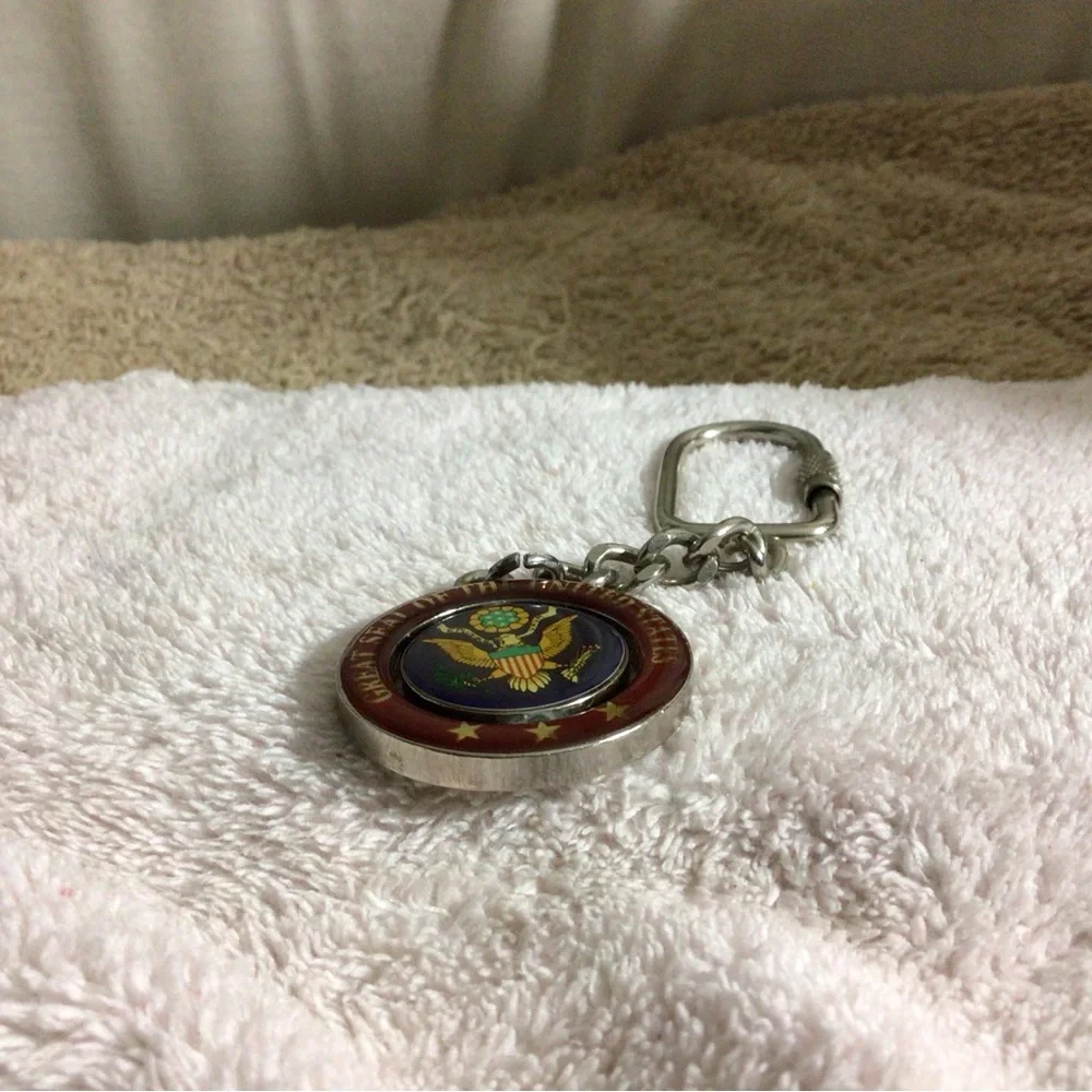 Red Great Seal Keychain with Metal Clip